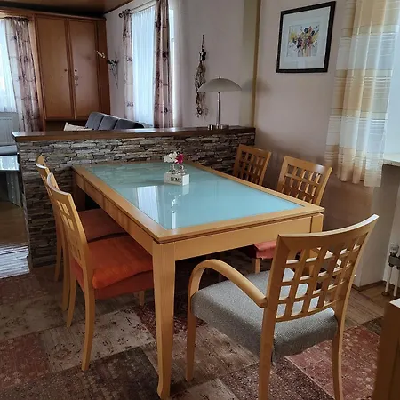 Ferienhaus Mansdorfer * Ihrlerstein