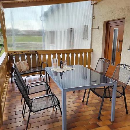 Ferienhaus Mansdorfer בית נופש *